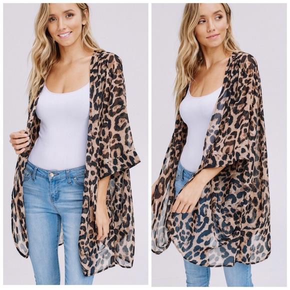 🛍LAST 1! 💕Animal Print Kimono! BEST SELLER!! - Picture 5 of 7